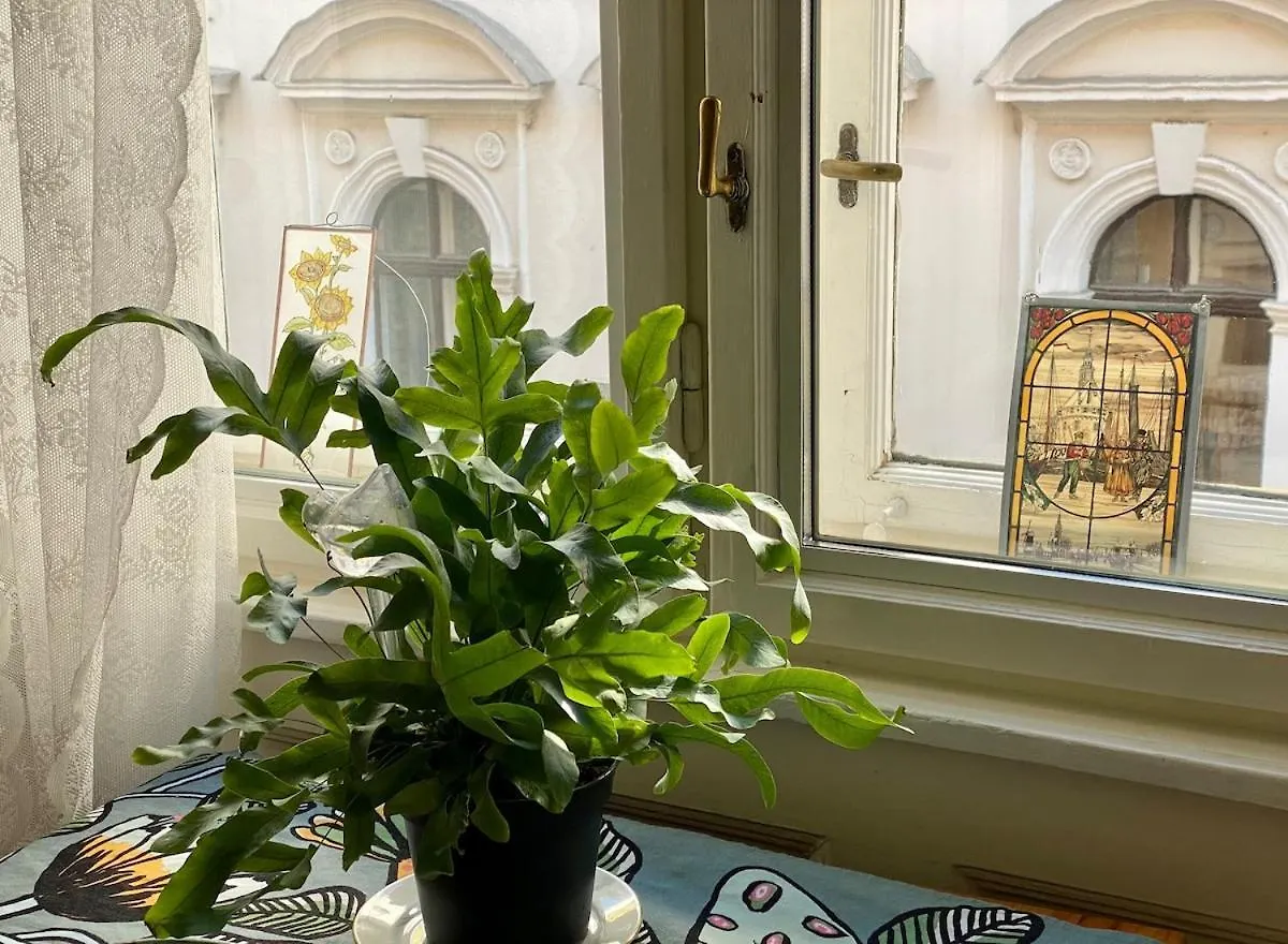 Sunny Apartment Near The Castle Budapest